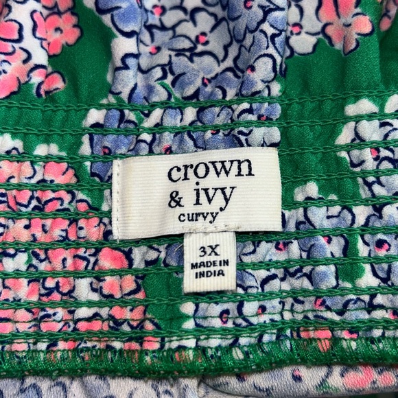 🌺Crown & Ivy Curvy Hello Spring Off Shoulder Dress🌺 - Picture 5 of 9